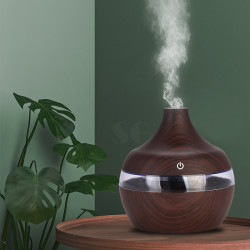 300ml mute wood grain diffuser humidifier with essential oil aromatherapy LED for inside car